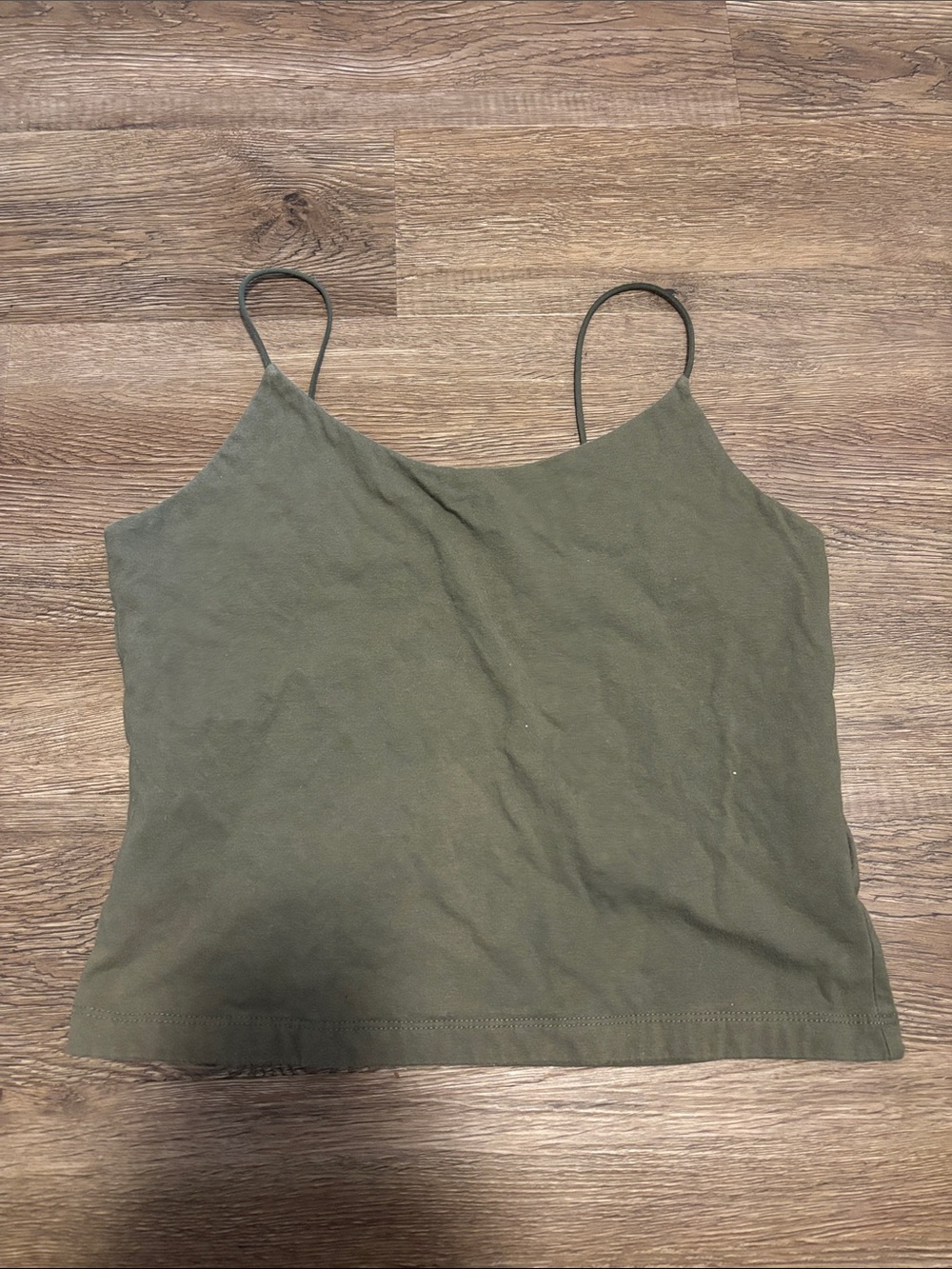 women’s green cropped tank